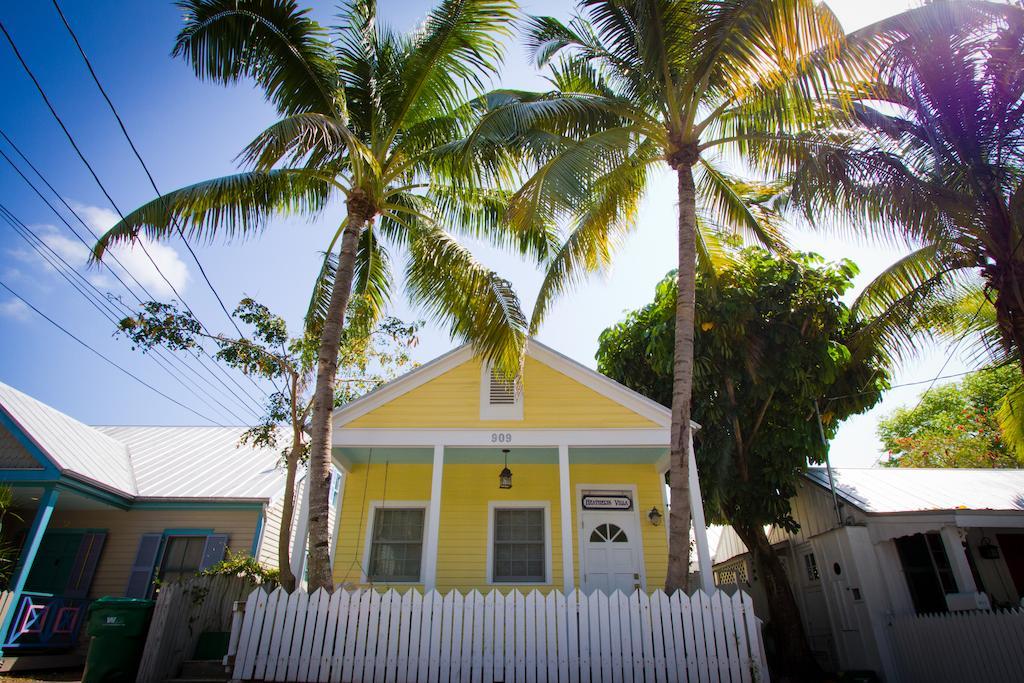 One-Bedroom Cottage,377735452:JPEG