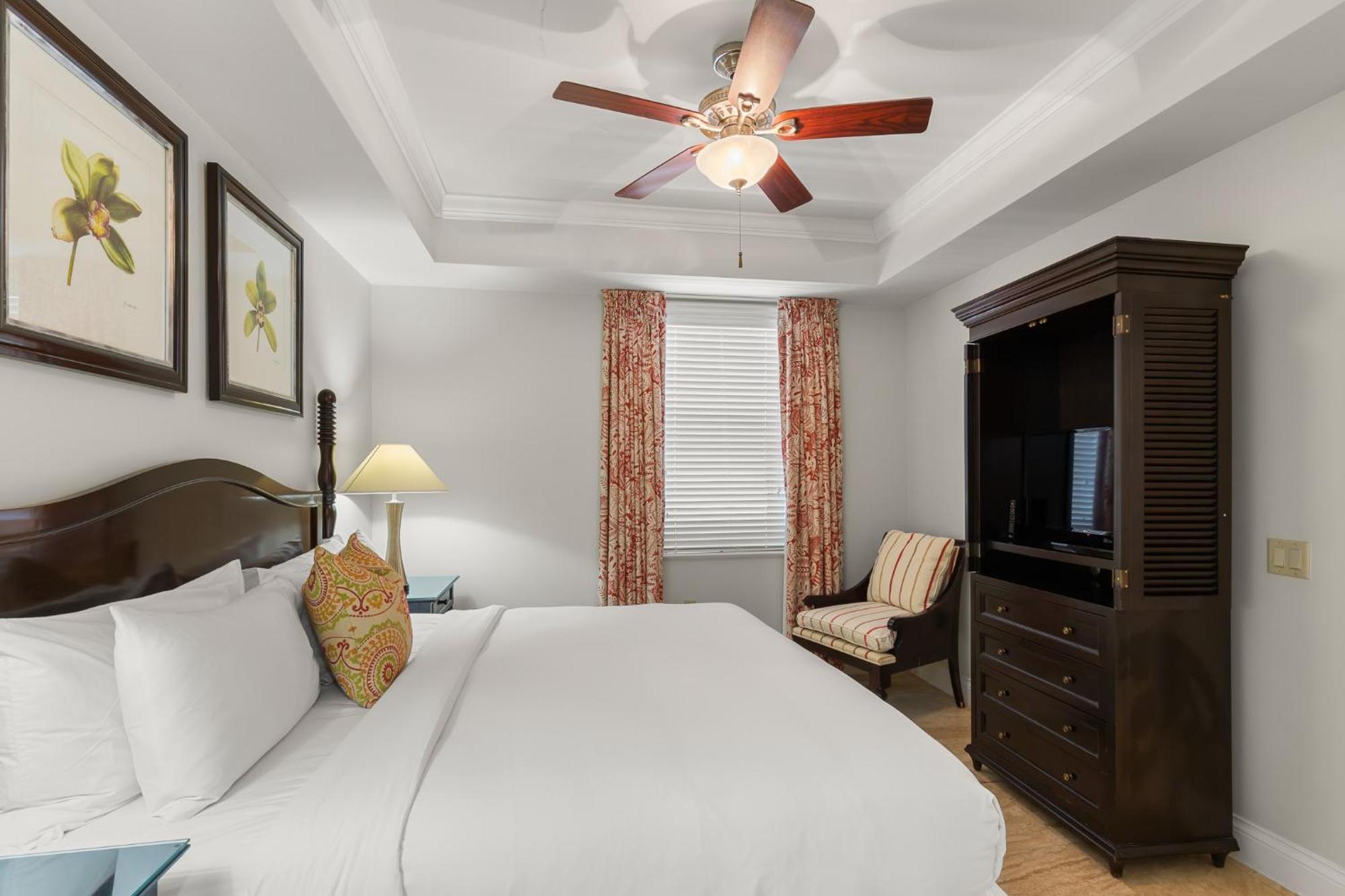 Resort View 3BR Residence