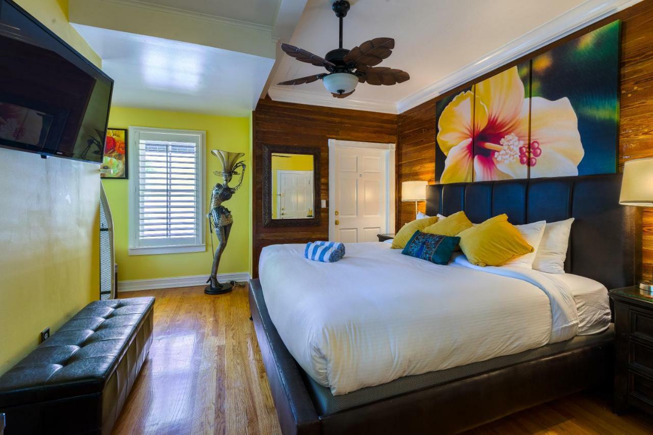 Luxury King Room