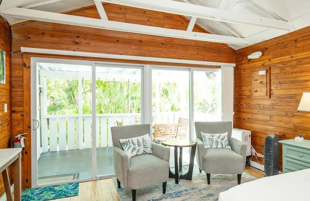 Papa'S Hideaway-1