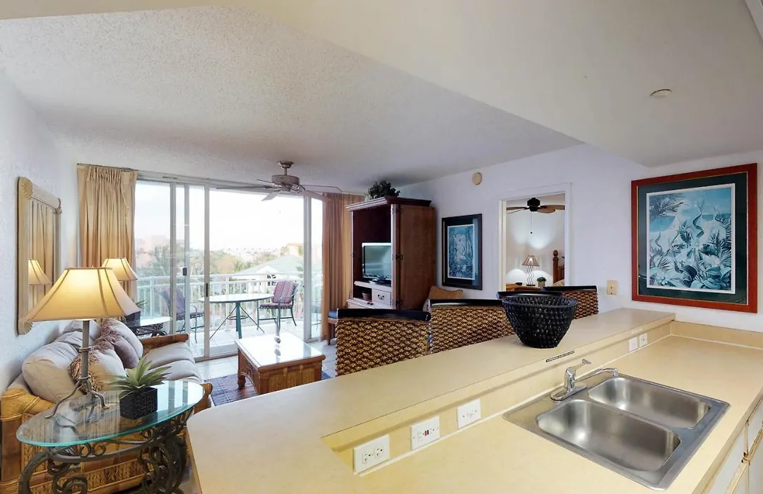 Sunrise Suites Paradise Escape #407-1