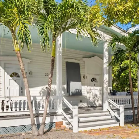 Mesa House, Uno-Perfect Location-2