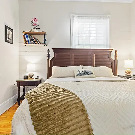 Orchid Bay Condo - Pool - Old Town - Walk To Duval-2