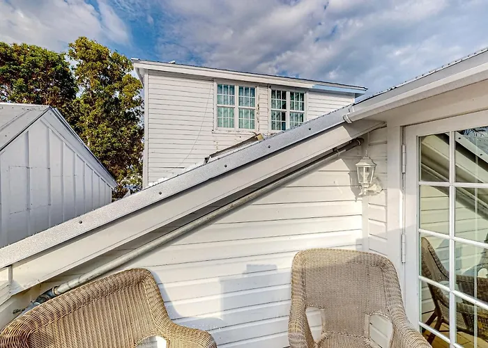 Kw353B Seagrass Suite Key West