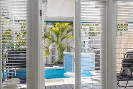 Poolside Retreat Apartment Key West