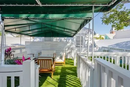 Chicken Run At Custom House Inn Key West