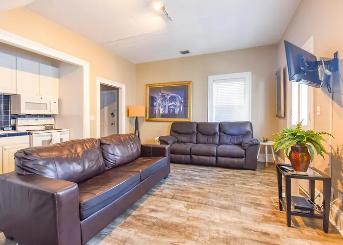 Duval Dream Loft On Duval Apartment Key West