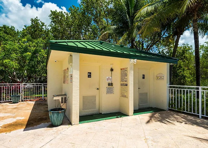 Sunrise Suites - Sea Breeze Suite 101 Key West