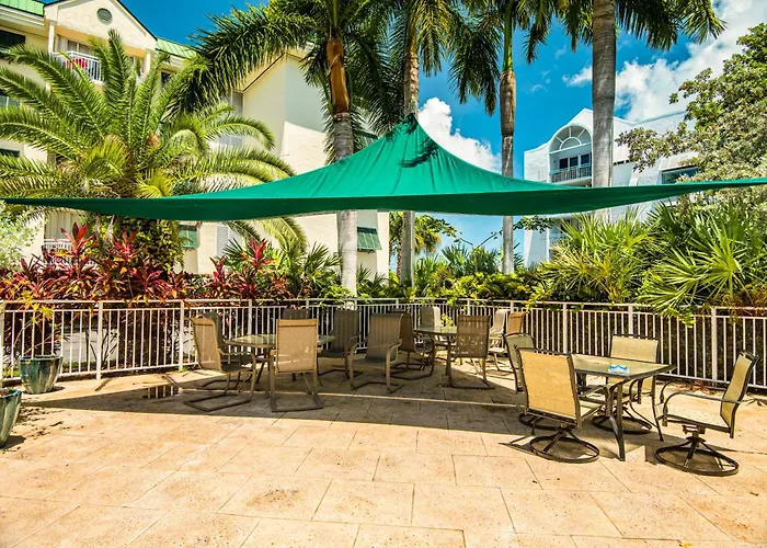 Sunrise Suites - Sea Breeze Suite 101 Key West