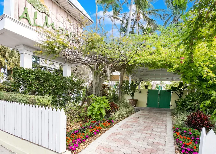 Almond Tree Inn - Adults Only Key West