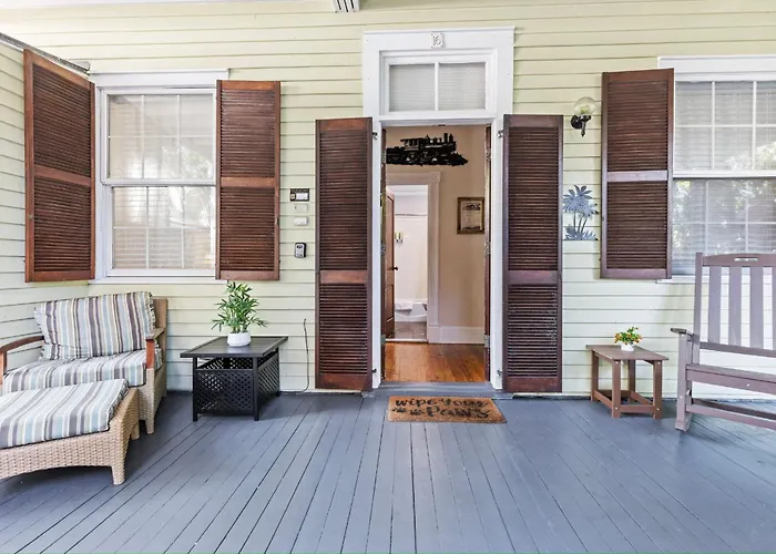 Orchid Bay Condo - Pool - Old Town - Walk To Duval Key West